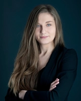 Karolina Górska - Featured